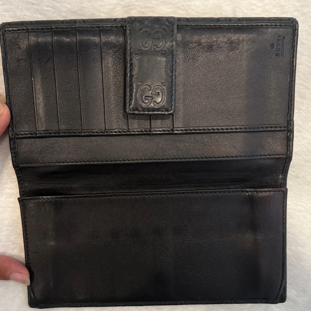 Vintage Gucci Large Wallet - Picture 4 of 11